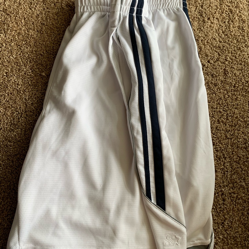 Mens Starter brand white gym shorts